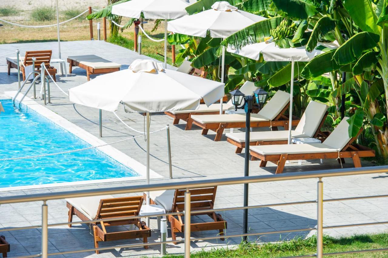 Ocean Hotel Resort Кастросикия Екстериор снимка