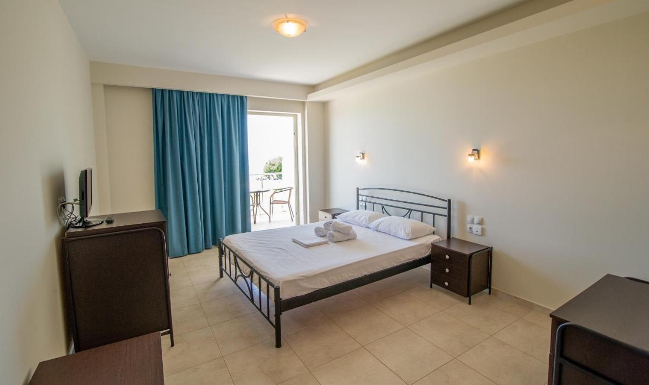 Ocean Hotel Resort Кастросикия Екстериор снимка
